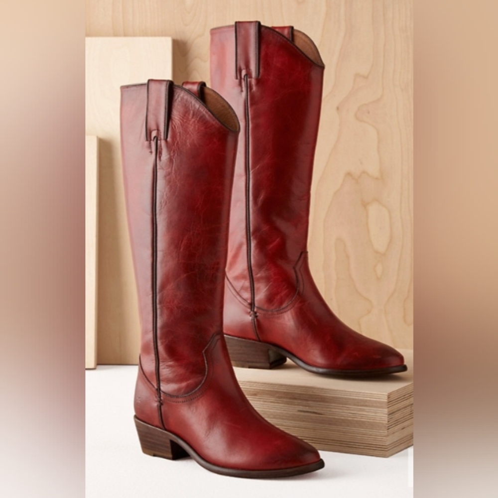 FRYE WOMEN'S Carson Pull On Crimson / 8